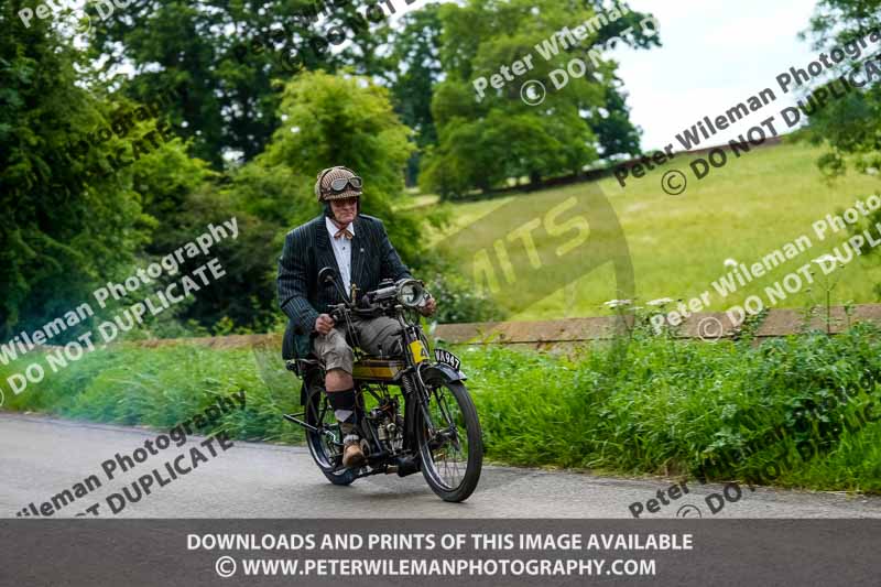 Vintage motorcycle club;eventdigitalimages;no limits trackdays;peter wileman photography;vintage motocycles;vmcc banbury run photographs